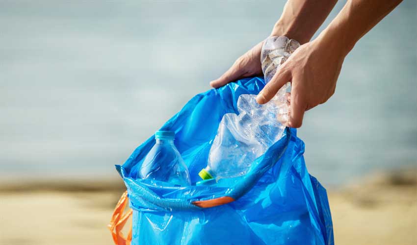 Plastic Pollution and Single-Use Bottles Plastic Pollution and Single-Use Bottles