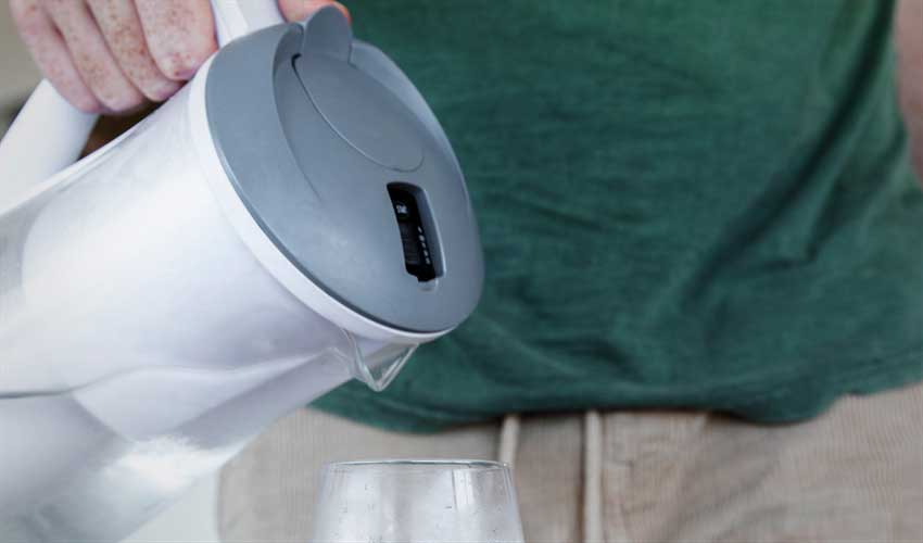 Using Alkaline Water for Your Teeth Using Alkaline Water for Your Teeth
