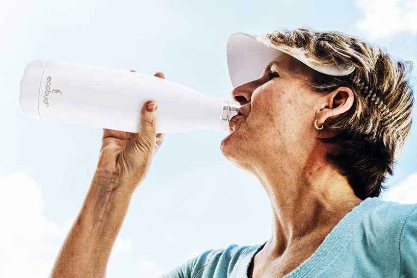 Why You Should Have Stainless Steel Water Bottles in the Summer